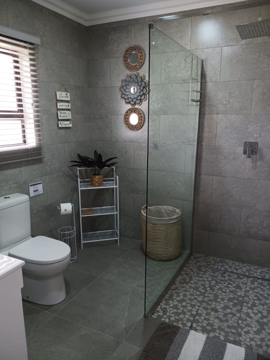  Bedroom Property for Sale in Oranjeville Free State
